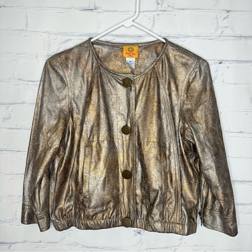 Ruby‎ Rd size 6 petite gold jacket/top